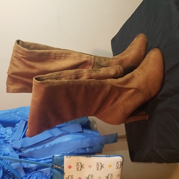 Over Knee Boots - Picture 1 of 5